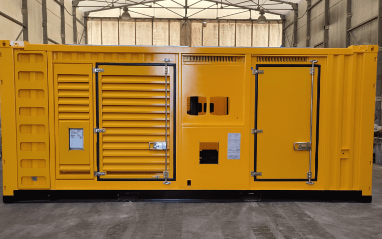 1 cliente, 140 container.